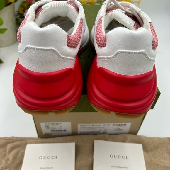 SOLD!!!!!!!!     Women’s Gucci Rython sneakers, size 37 made in Italy - Picture 7 of 11